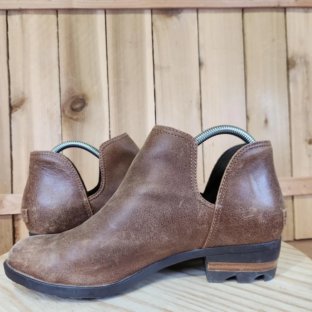 Sorel‎ Lolla Cut-Out Boots Womens 9.5 Brown Leather Block Heel Ankle Booties